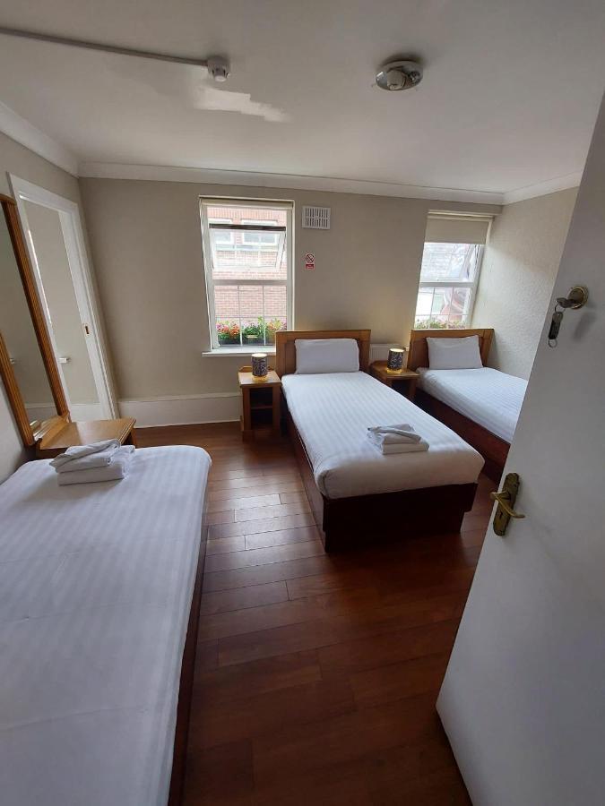 Bed and Breakfast The Bailey Gastro Bar à Athlone Extérieur photo